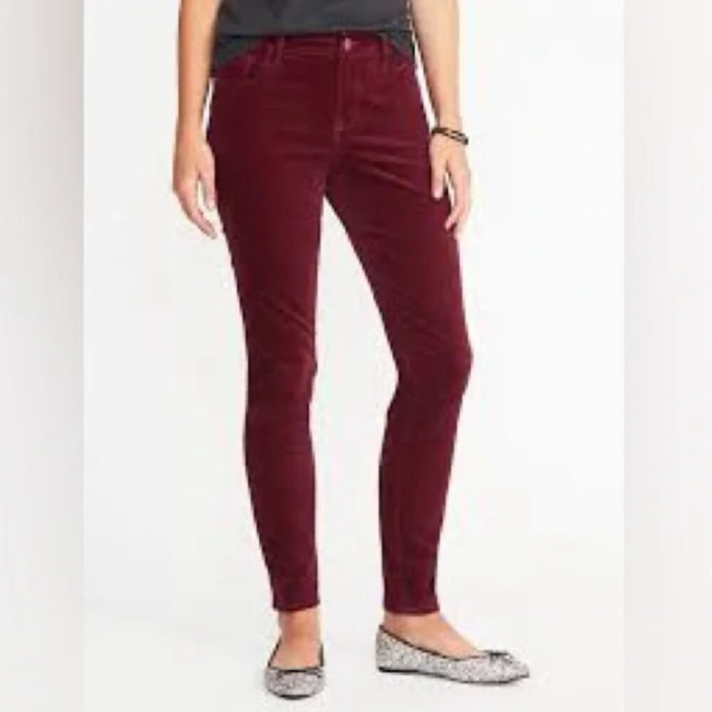 Old Navy Rockstar Mid-Rise Velvet Jeans Size 6Tall